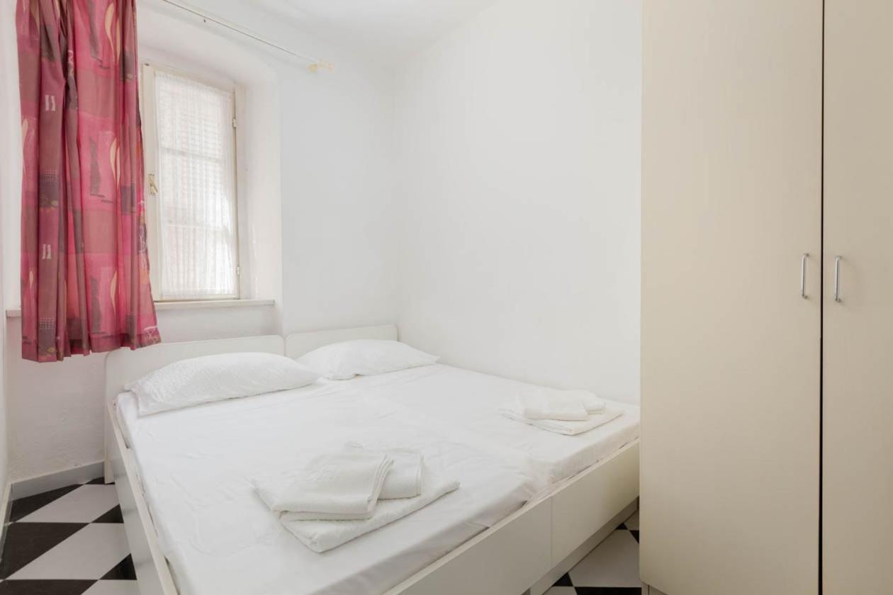 Apartmani Marija Подгора Экстерьер фото